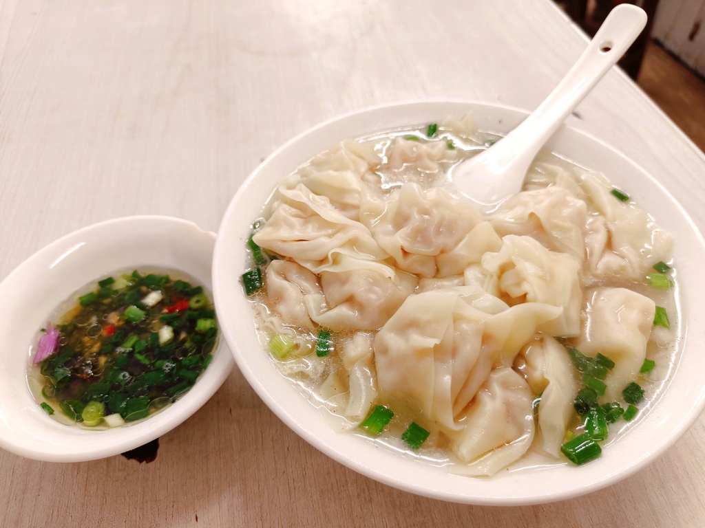 曾抄手(庆丰三鼎雅园店)