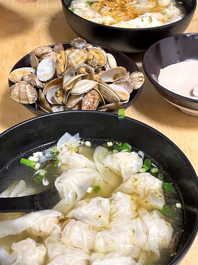 陋室馄饨馆