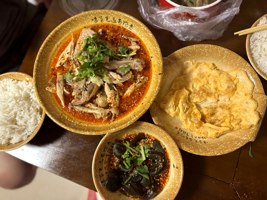 发叔麻辣手撕鸡(人和坊店)