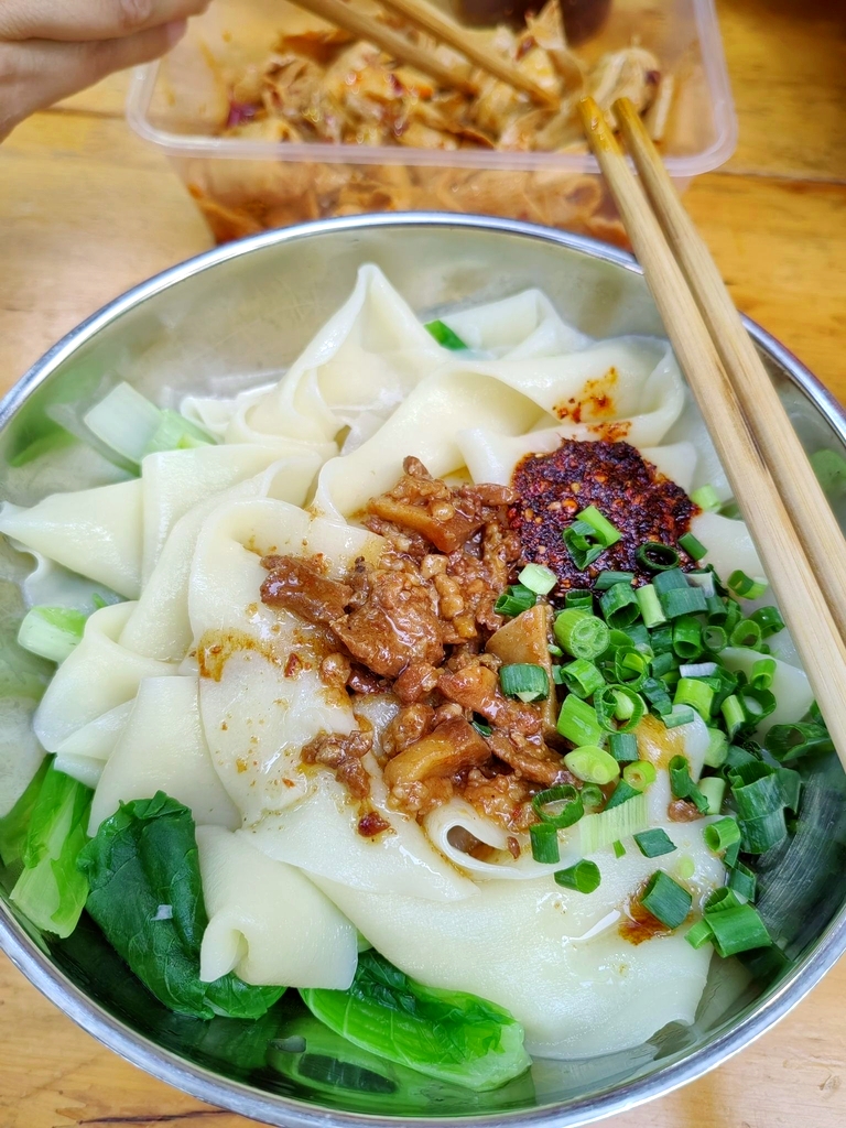 小梁扯面馆