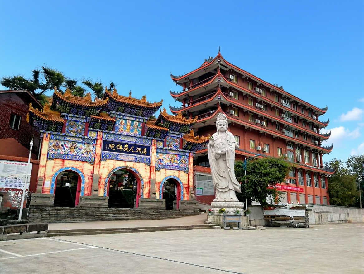 高洞尼众禅院