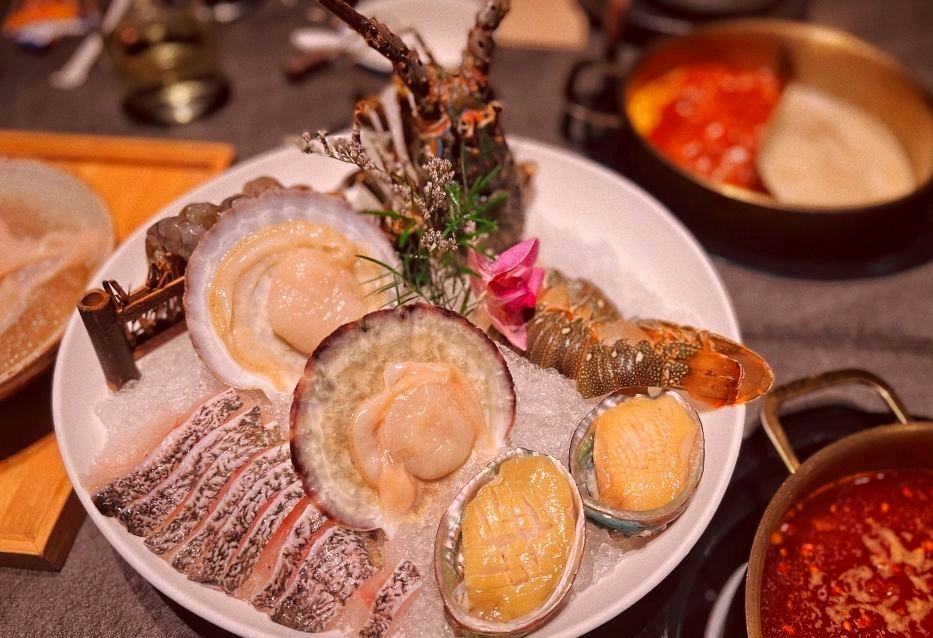 滟设火锅料理
