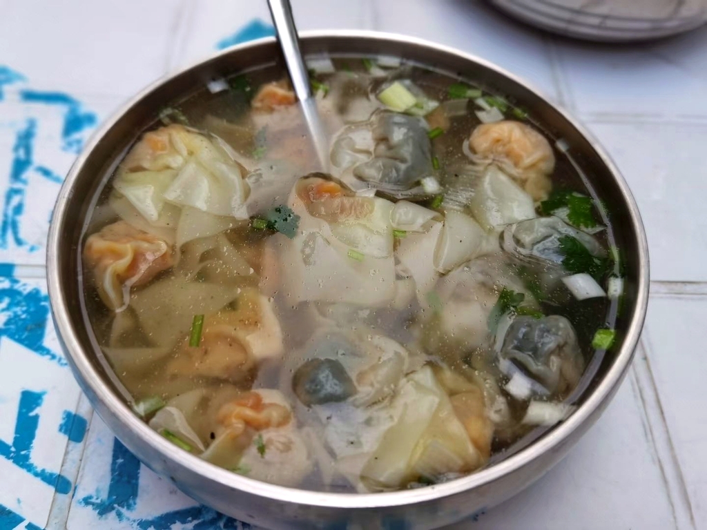 威海老古辈馄饨铺(金凤苑小区店)