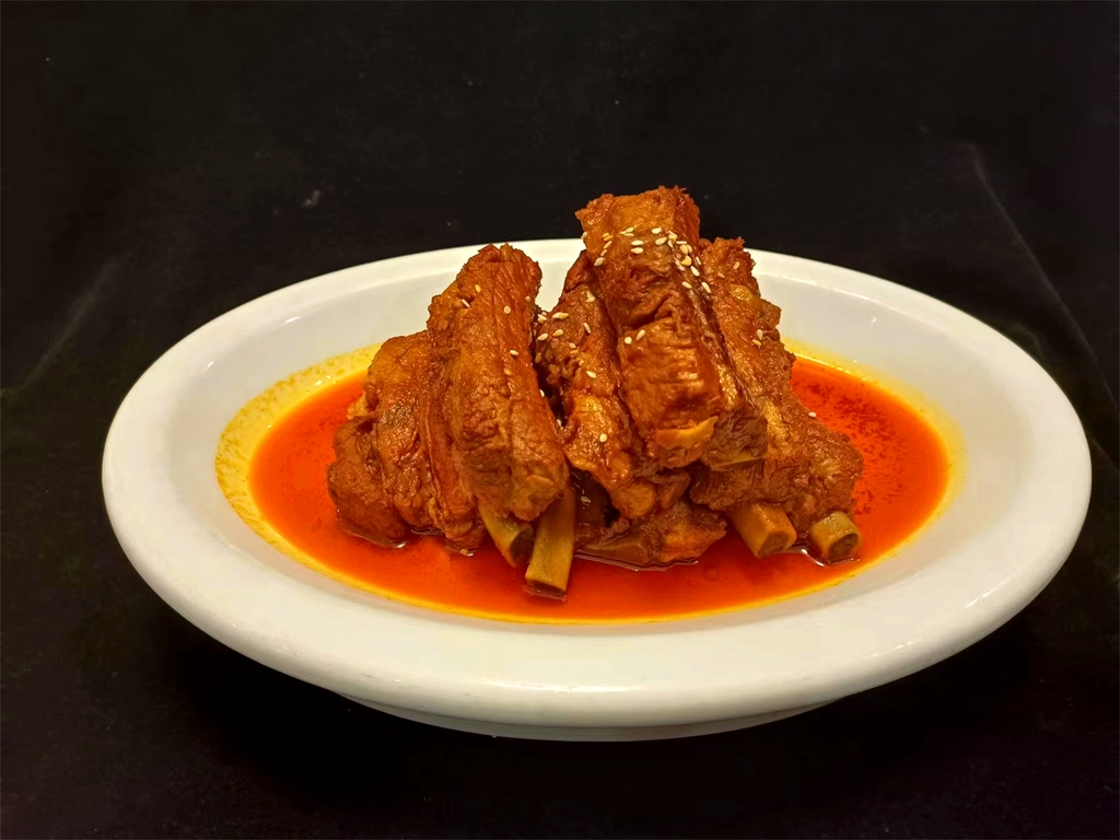 令氏家外家周秦食府(高新店)