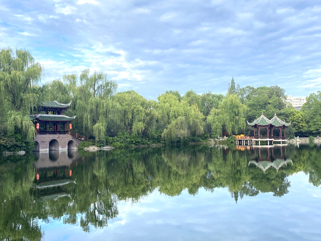 棠湖公园