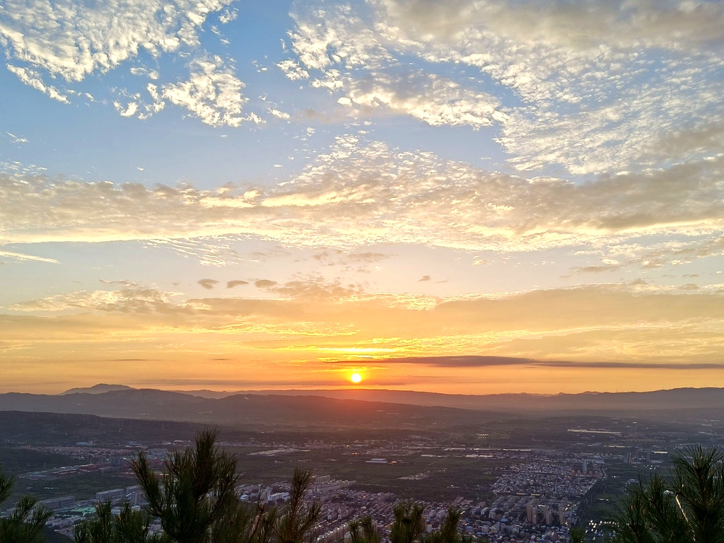 崛围山