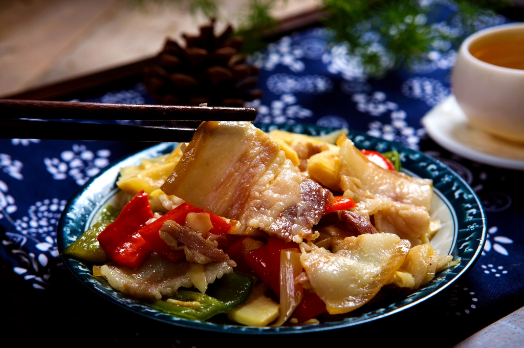 正湘湘菜馆