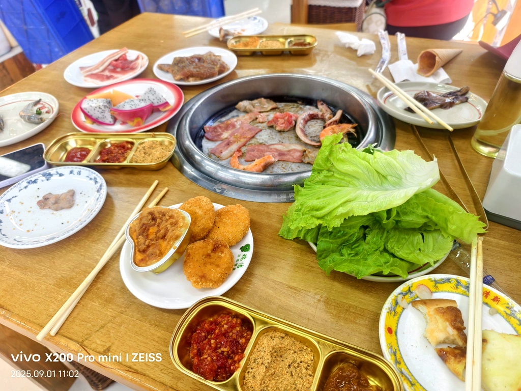 赵飙牛肋条自助烤肉(武邑店)
