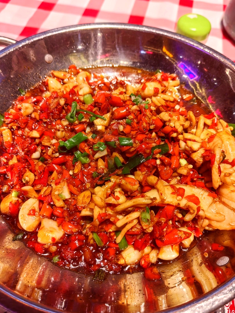 笨豆腐居民楼菜馆(老火站对面江特店)