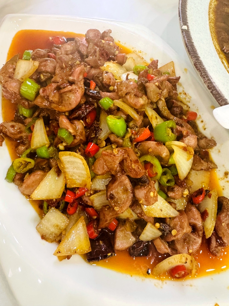 东北山城饭店