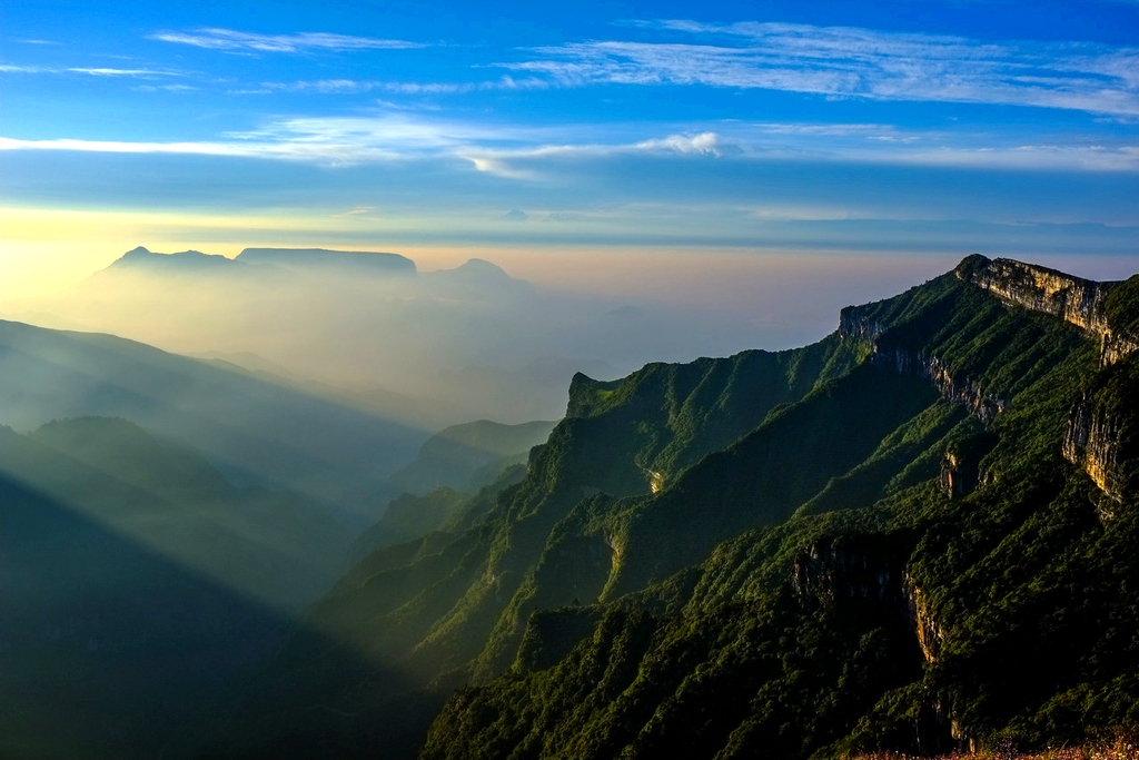 轿顶山景区