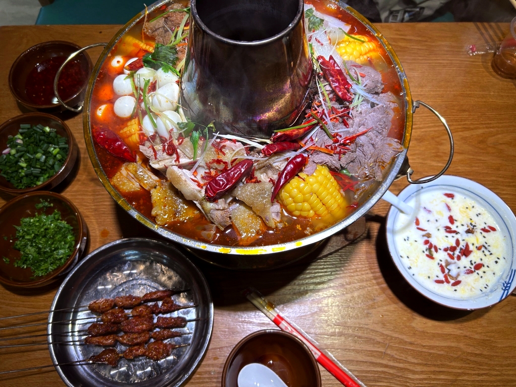 清真.舒迩布炕锅烤肉中餐(西关大街店)