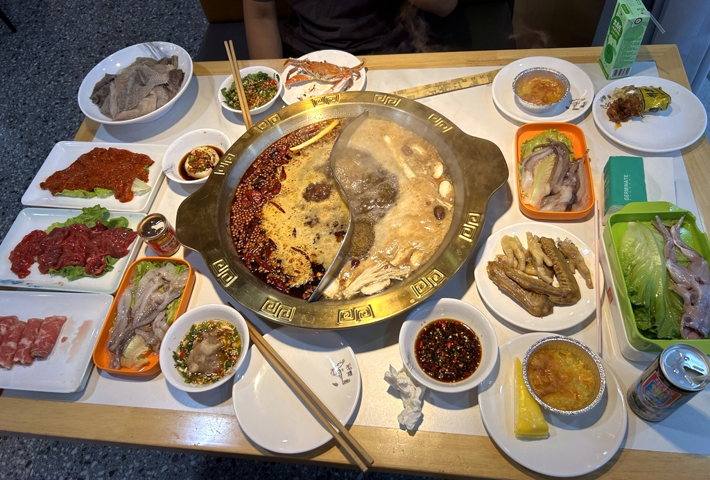 月亮坝自助火锅