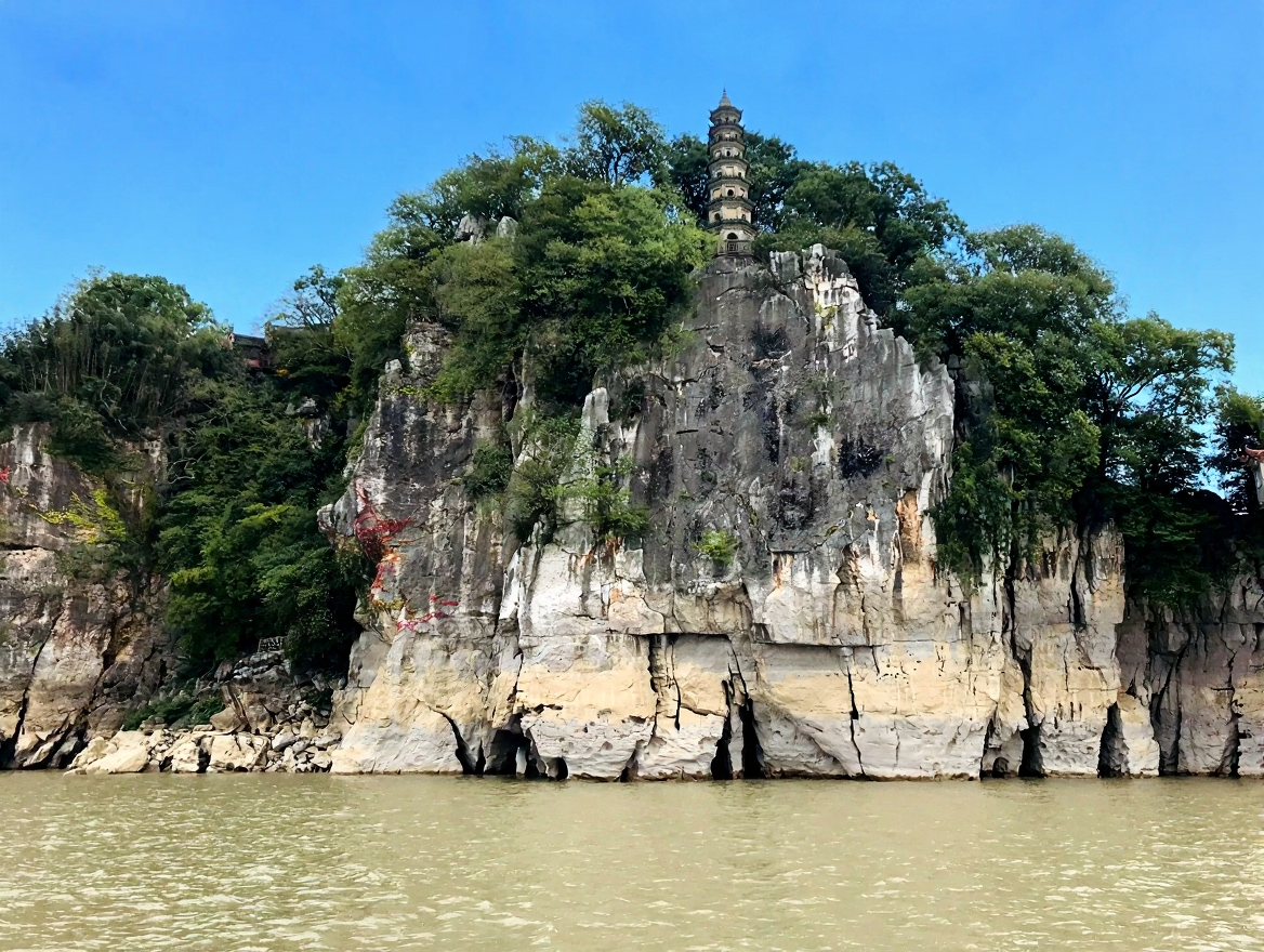 石钟山国家旅游风景名胜区