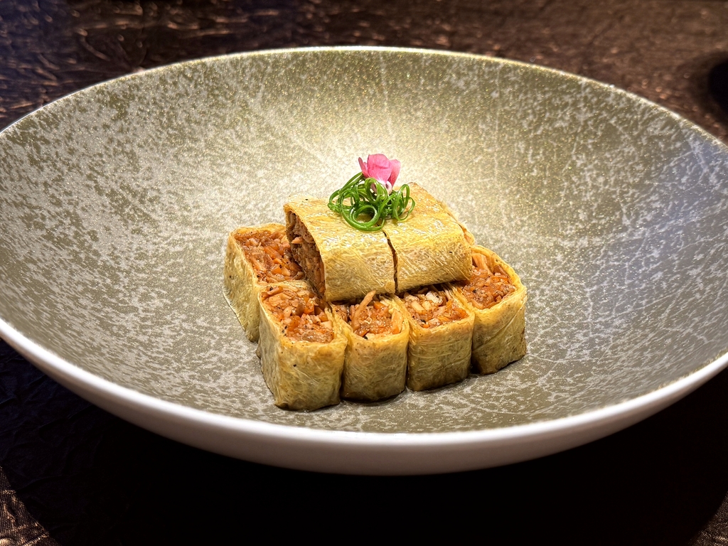 上座云间·镜水江南(华侨城店)