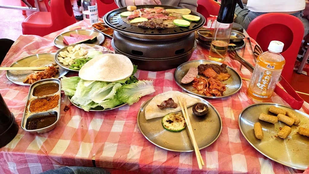 冯小妹自助烤牛肉随便吃