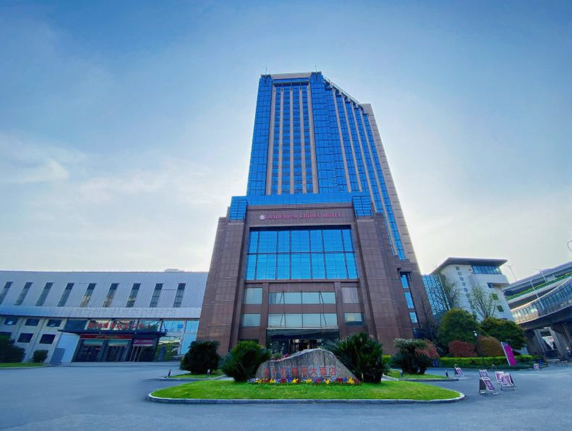 海外海皇冠大酒店
