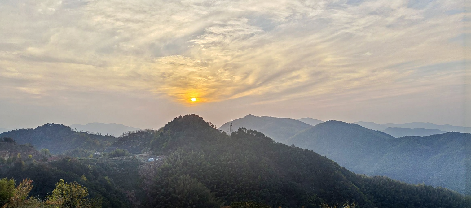 四明山观景台