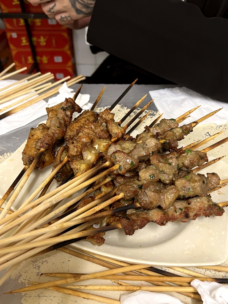 龙凰餐厅