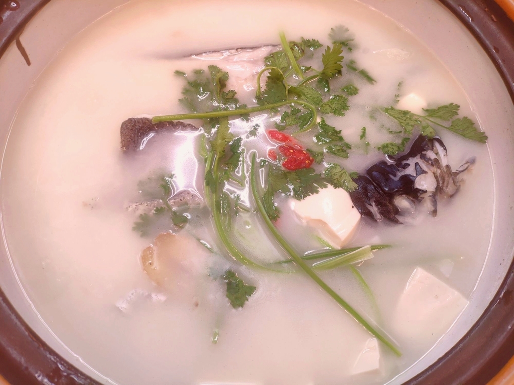 宝荣鱼馆临湖之宴(千岛湖店)