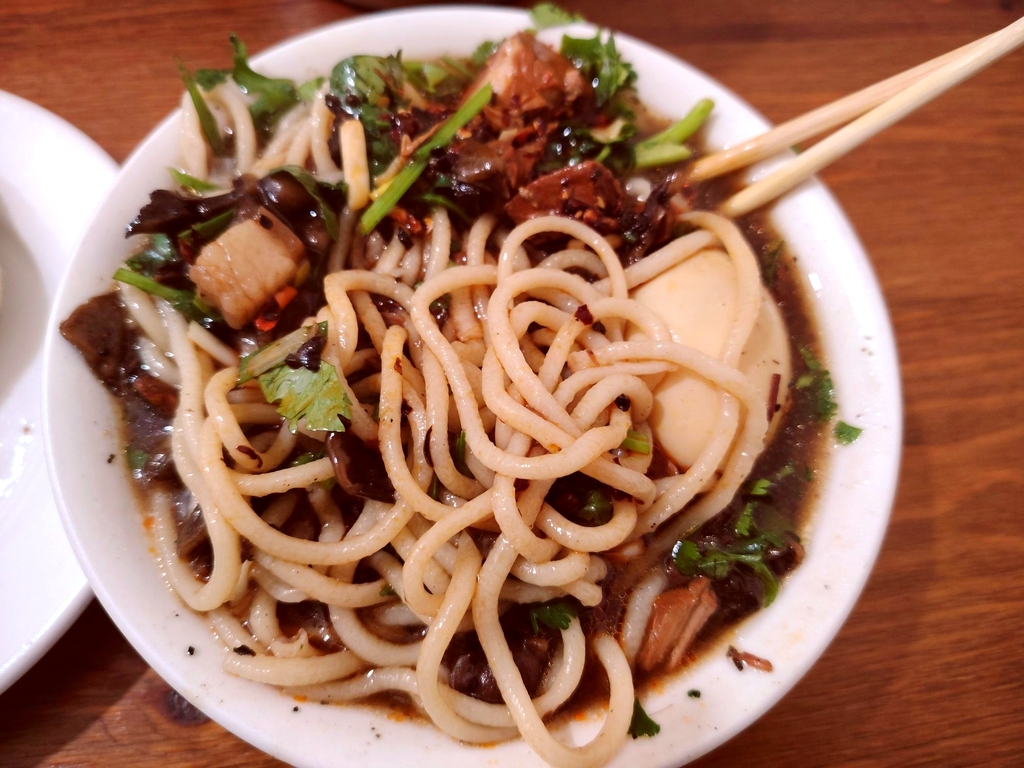 张军饸饹面馆