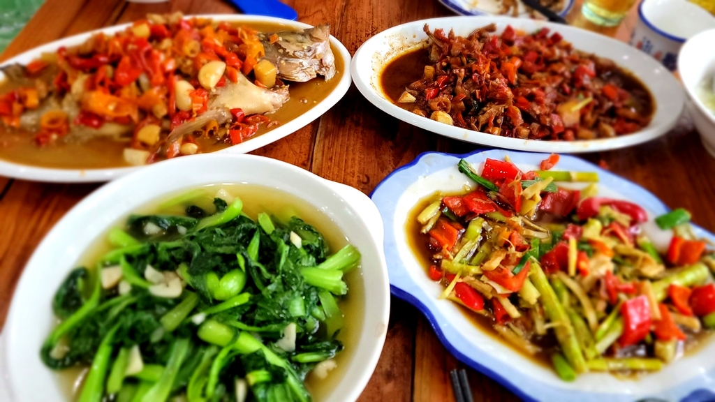 新安辣菜馆(滨江中路店)