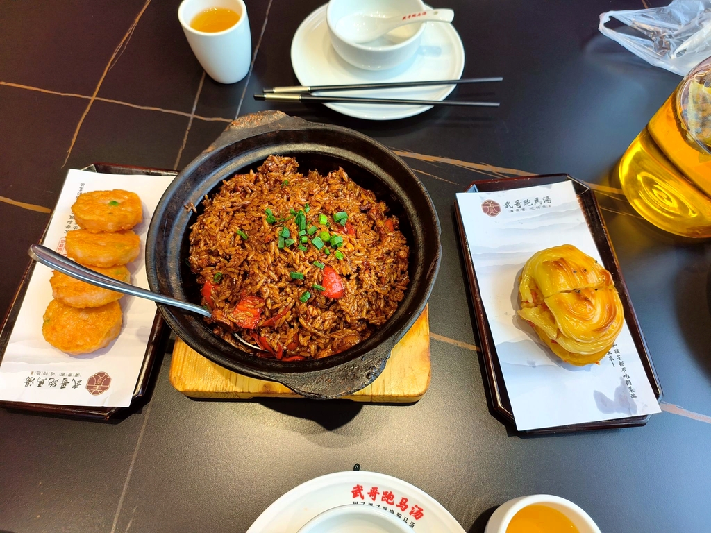武哥跑马汤(定鼎门店)