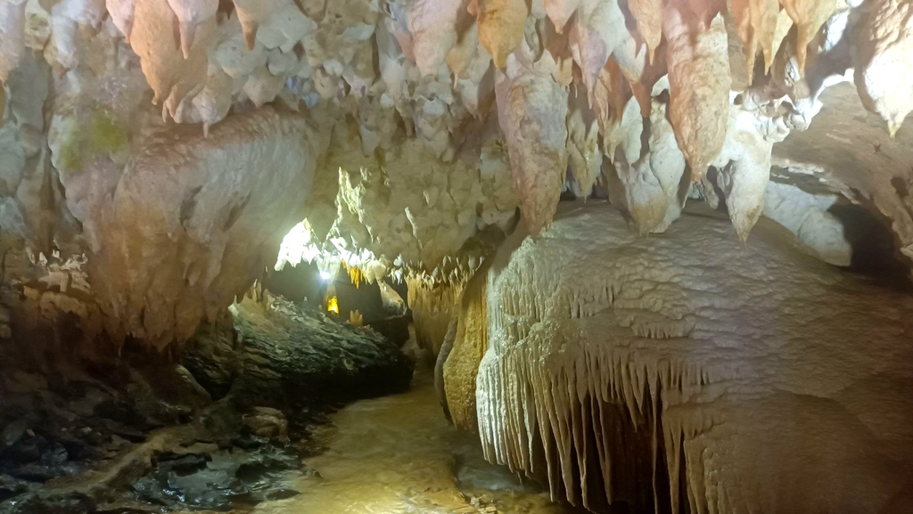 枫林地心大峡谷风景区