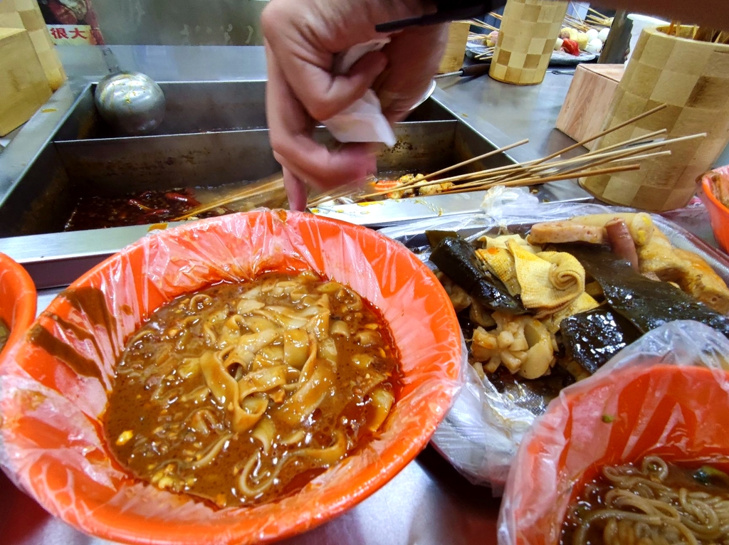 春宇水煮串民丰大街总店(创始店)