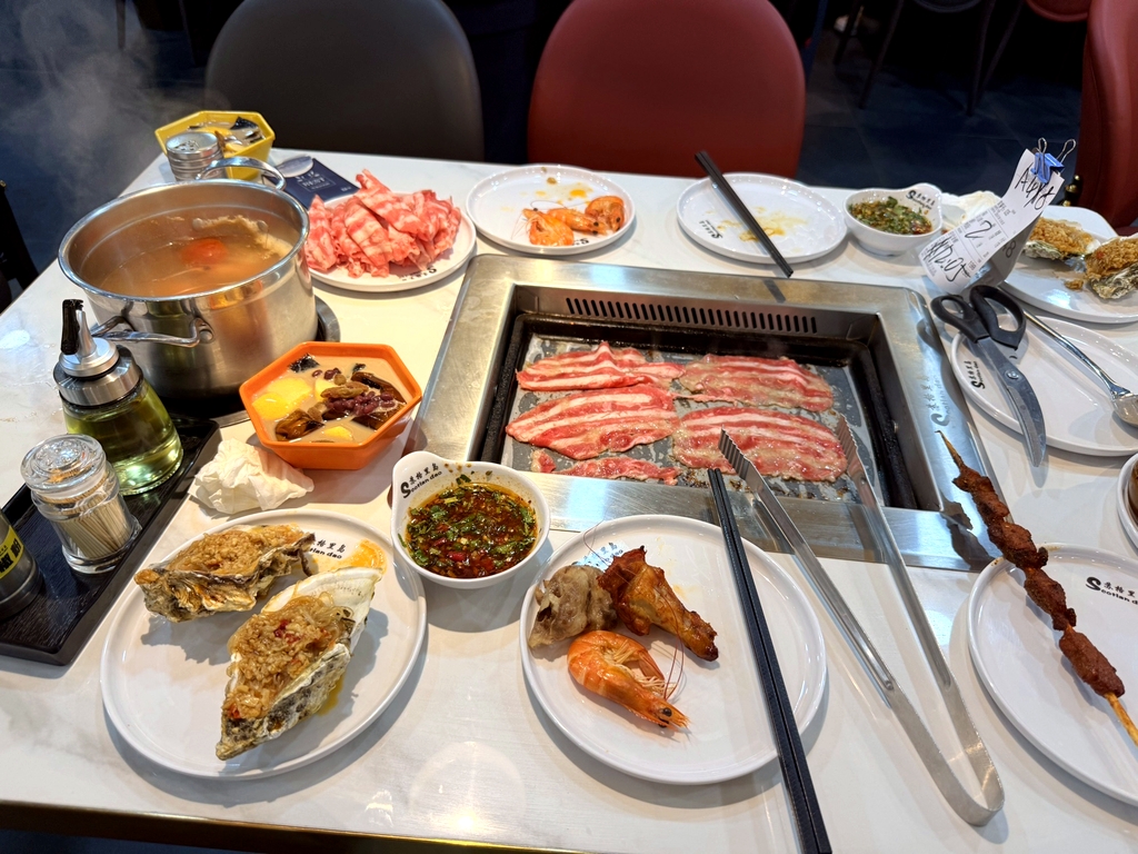 苏格里岛自助烤肉海鲜火锅(肇庆敏捷广场店)