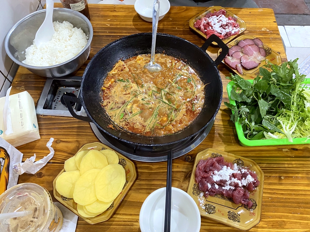 田记合味馆豆豉粑火锅(市府路店)