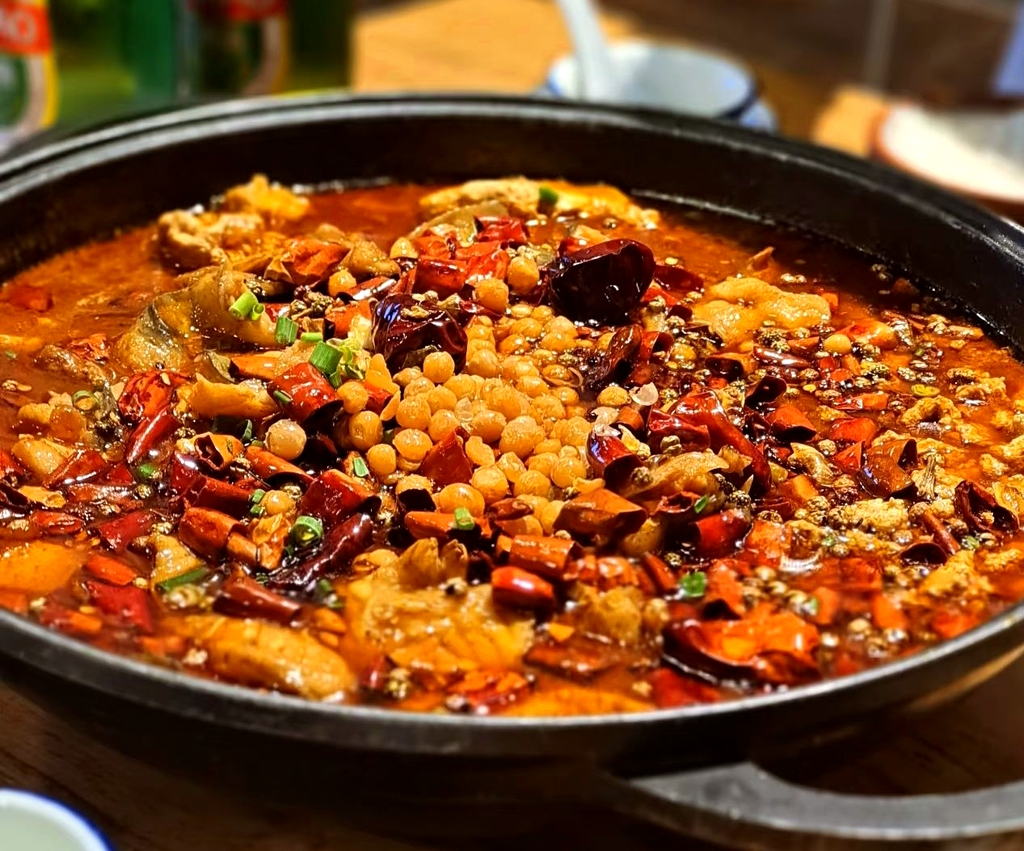 重庆豆花鱼乡(县中街店)