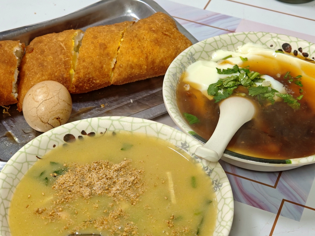 老家味道油条豆腐脑胡辣汤