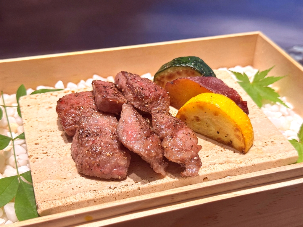 月半·人间味料理(梅溪湖店)