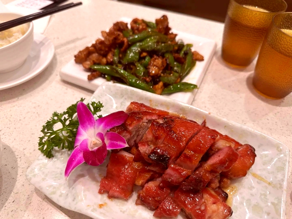 香港新发烧腊茶餐厅(凤凰路店)