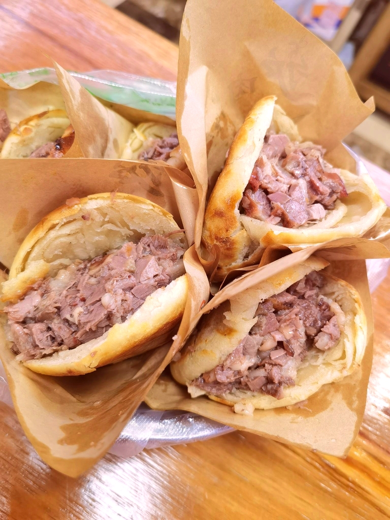 驴肉火烧蓝牌驴客餐饮店