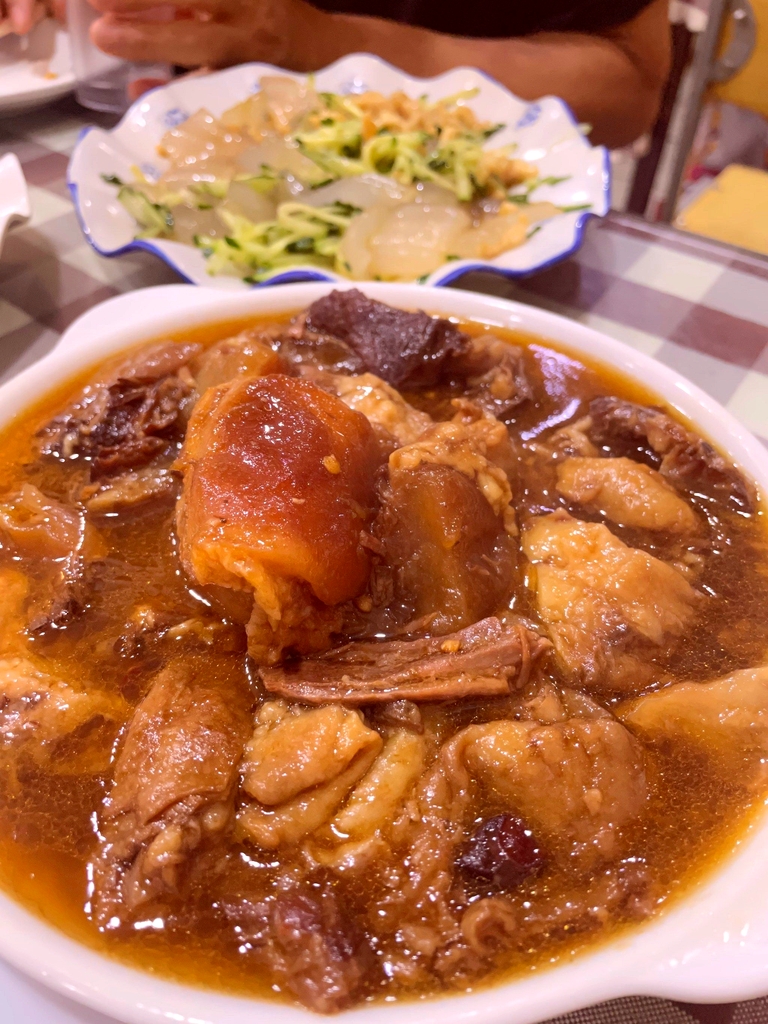 兴悦餐厅(家佳便民服务中心店)