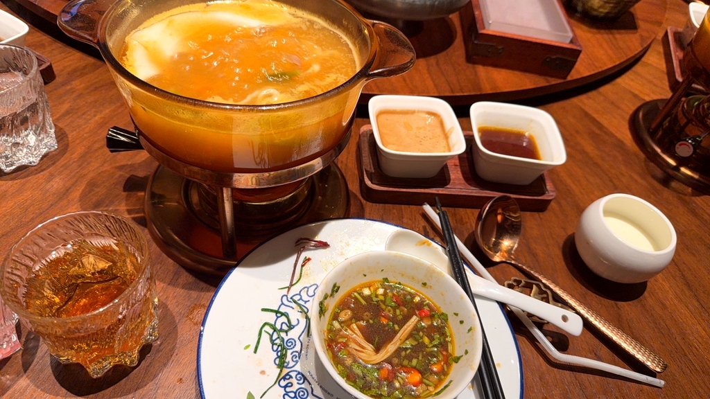 鄂尔多斯酒馆鲜羊涮肉