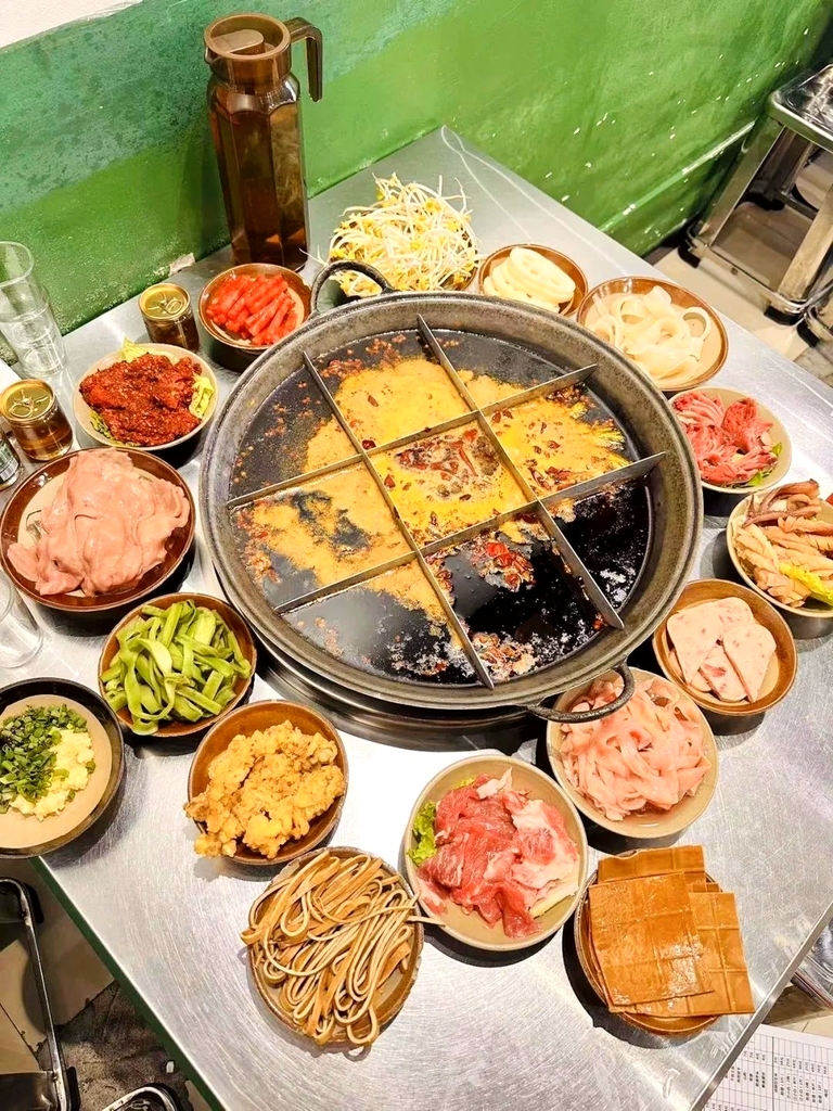 孟孃老火锅(伟岸滨洲店)