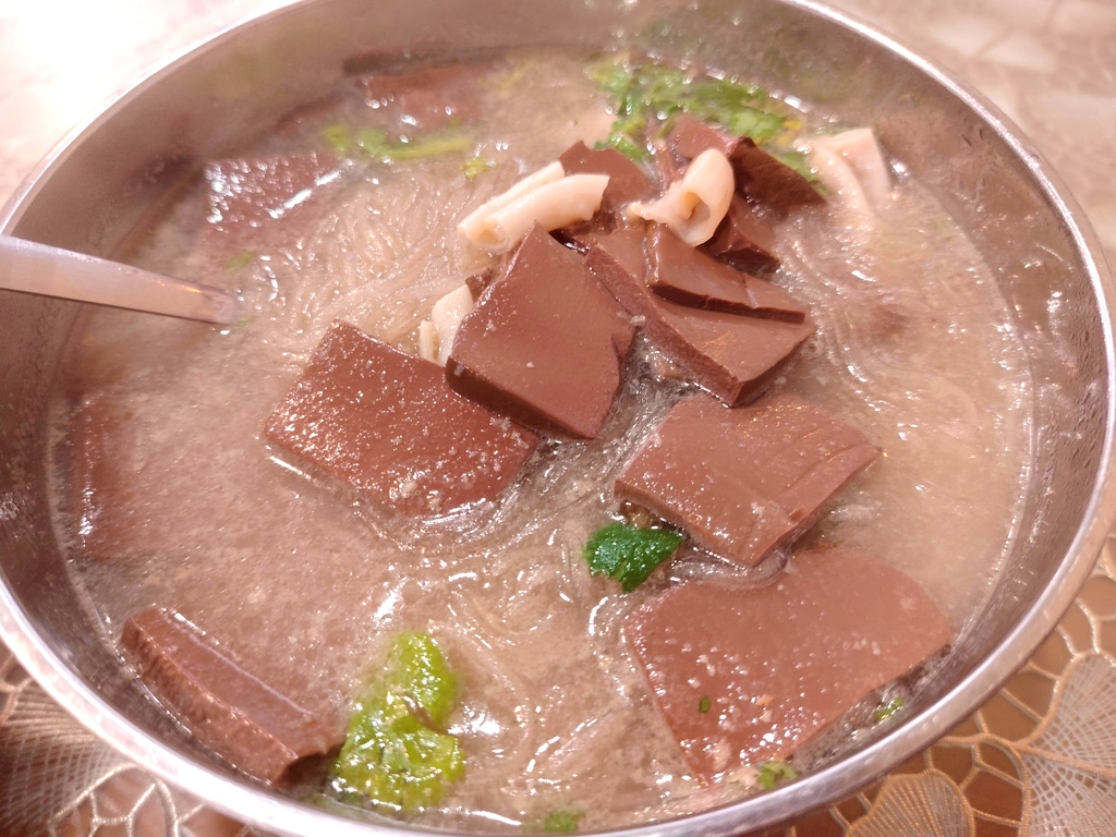 宏友鸭血粉丝店