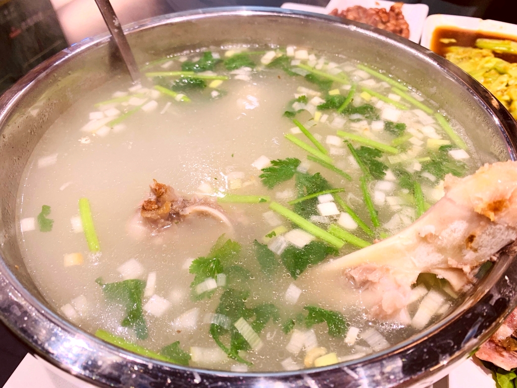 小胡碳烤羊腿