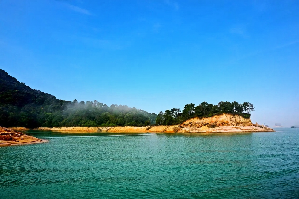 万绿湖风景区