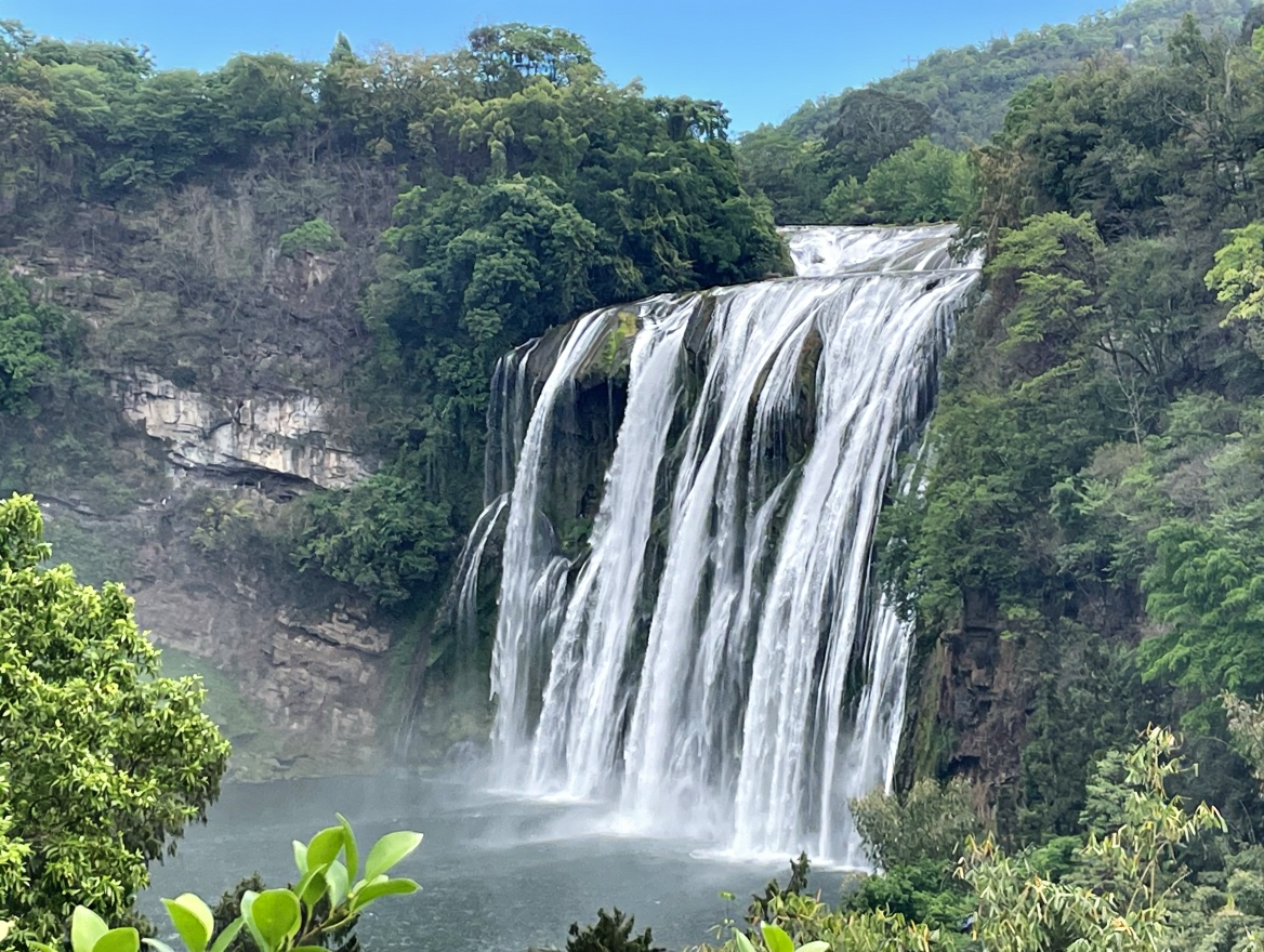 黄果树国际啤酒城广场