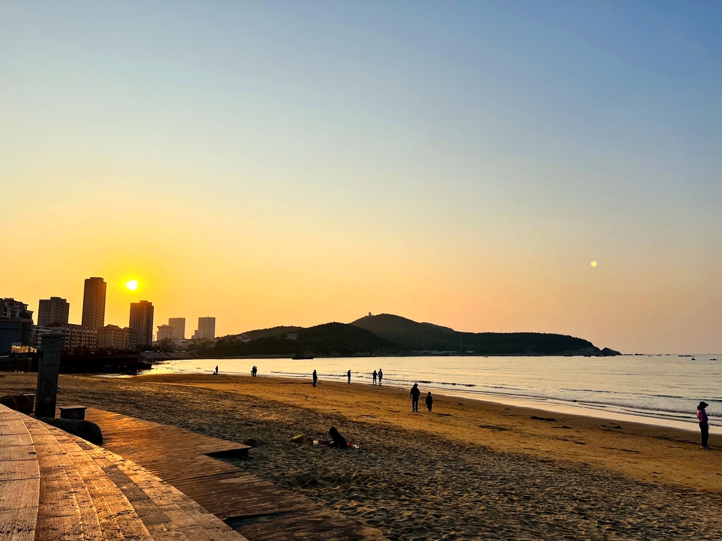 金海滩海水浴场
