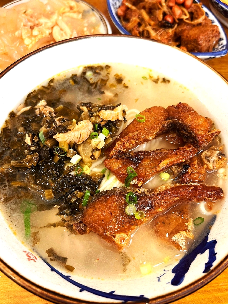 上海逸良面馆(同泽街店)