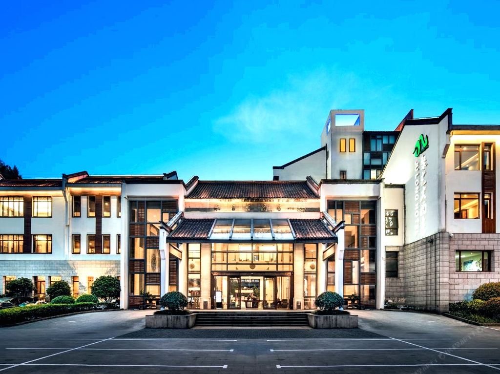 九华山聚龙大酒店