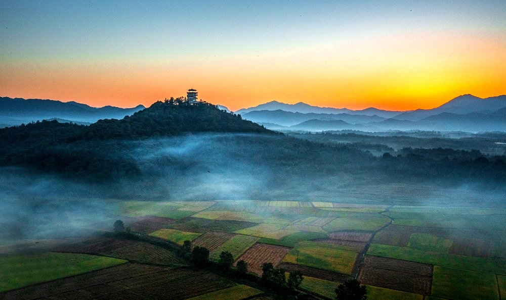 高岭文化村