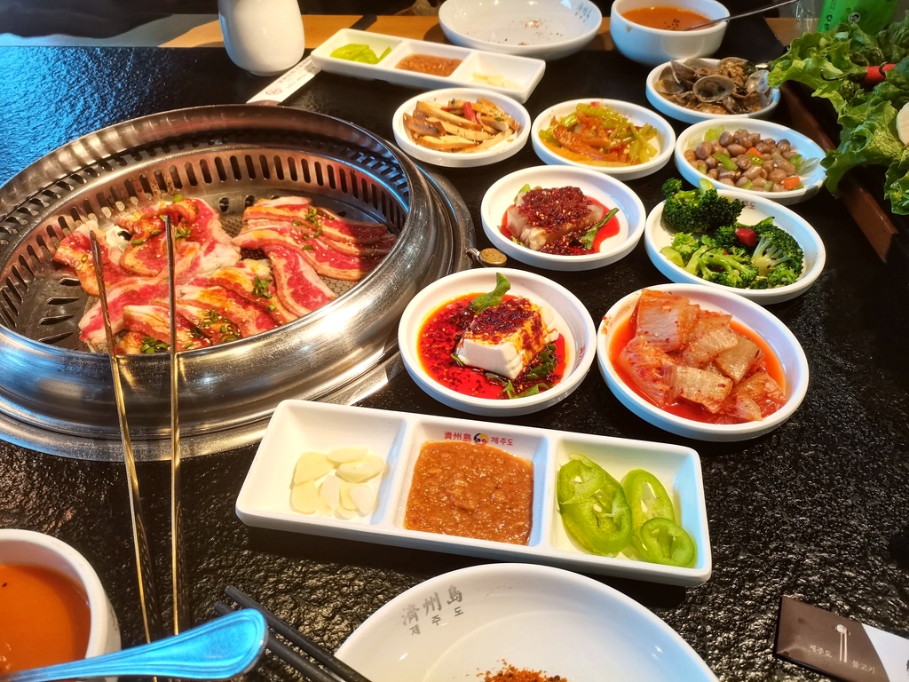 济州岛(炭火烤肉专门店)