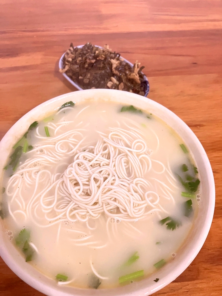 王二正宗鱼汤面