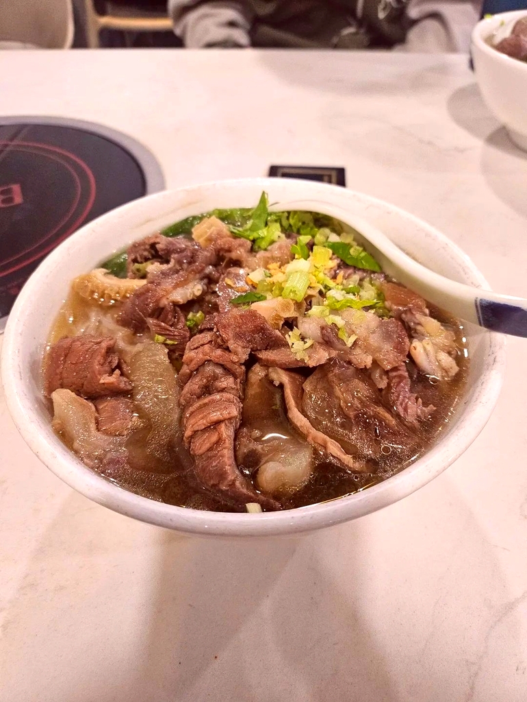 菜忠潮州牛肉店(岗厦牌坊街店)